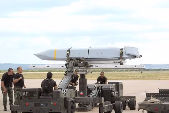 Tên lửa AGM-158 JASSM-ER Mỹ (ảnh tư liệu)