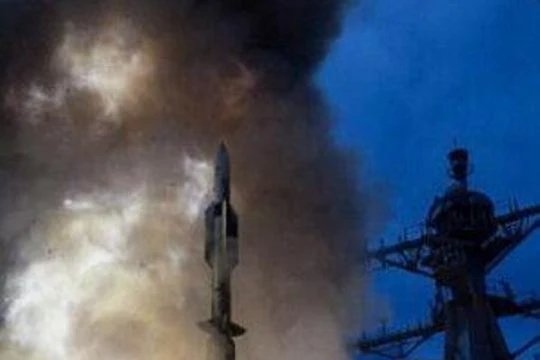 Tên lửa SM-3 phóng từ tàu Aegis Mỹ. Ảnh: Sina