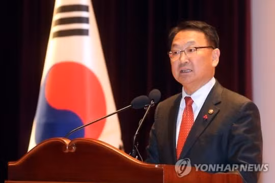 Bộ trưởng Tài chính Hàn Quốc Yoo Il-ho. Ảnh: Yicai