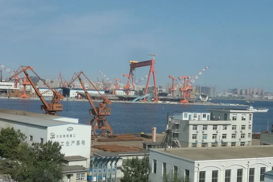 Tàu sân bay nội đầu tiên Type 001A Trung Quốc đang chế tạo. Ảnh: Thời báo Hoàn Cầu.