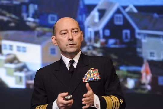 Đô đốc về hưu James Stavridis Mỹ. Ảnh: Navy Times.