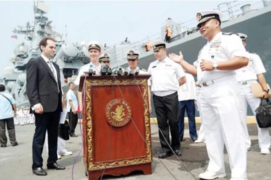 Tàu tuần dương Varyag Hạm đội Thái Bình Dương Nga thăm Philippines. Ảnh: Chinanews