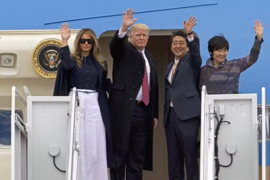 Vừa qua, Thủ tướng Nhật Bản Shinzo Abe đến thăm Mỹ, được Mỹ cam kết mạnh mẽ trong việc bảo đảm an ninh của Nhật Bản. Ảnh: Washington Times