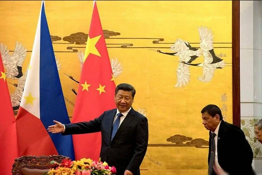 Ngày 20/10/2016, tại Bắc Kinh, Tổng thống Philippines có cuộc hội đàm với người đồng cấp Trung Quốc Tập Cận Bình. Ảnh: China.com.cn