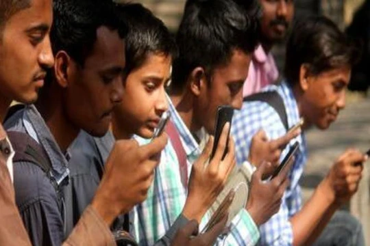 Trung Quốc thị phần ngày càng lớn ở thị trường điện thoại di động Ấn Độ. Ảnh: Ifeng.