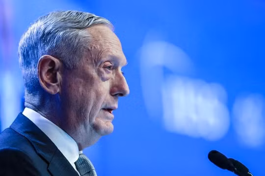 Tại Đối thoại Shangri-La 2018, Bộ trưởng Quốc phòng Mỹ James Mattis phê phán Trung Quốc quân sự hóa Biển Đông. Ảnh: Stars and Stripes.