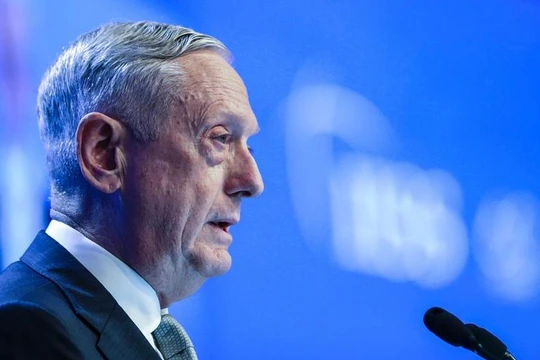 Tại Đối thoại Shangri-La 2018, Bộ trưởng Quốc phòng Mỹ James Mattis phê phán Trung Quốc quân sự hóa Biển Đông. Ảnh: Stars and Stripes.