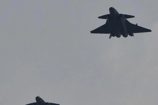 Máy bay chiến đấu tàng hình J-20 Trung Quốc. Ảnh: Cankao