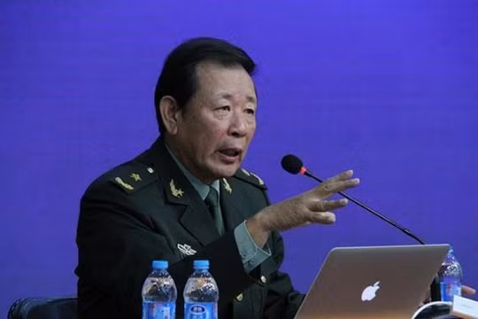 Thiếu tướng La Viện, Phó Hội trưởng Hội xúc tiến văn hóa chiến lược Trung Quốc. Ảnh: news.qq.com