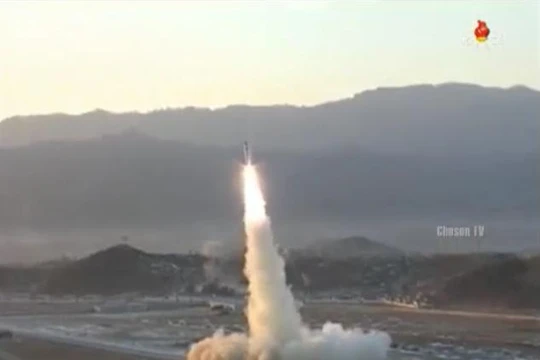 Ngày 12/2/2017, Triều Tiên phóng tên lửa đạn đạo tầm trung Pukguksong-2. Ảnh: Sputnik