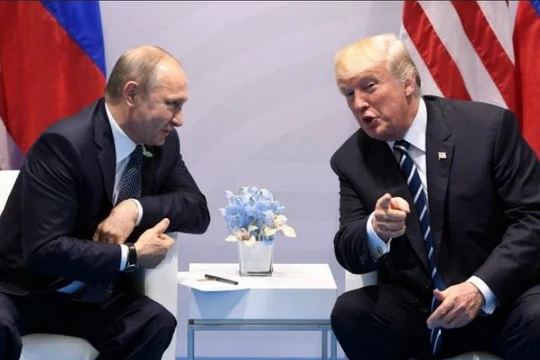 Tổng thống Nga Vladimir Putin và Tổng thống Mỹ Donald Trump. Ảnh: Breitbart.