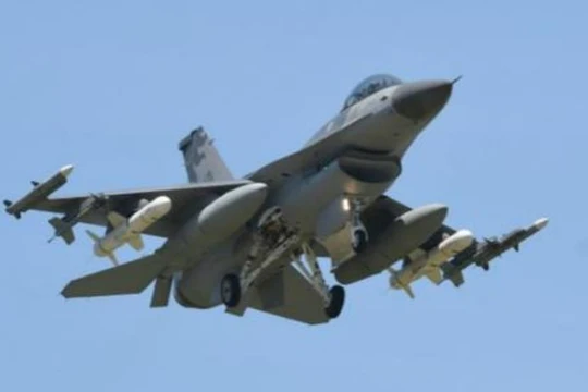 Máy bay chiến đấu F-16 của Không quân Đài Loan. Ảnh: Sina