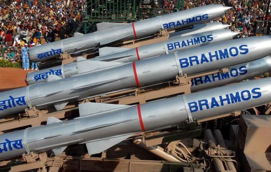Nhiều nguồn tin nói Ấn Độ và Việt Nam đàm phán việc mua tên lửa Brahmos