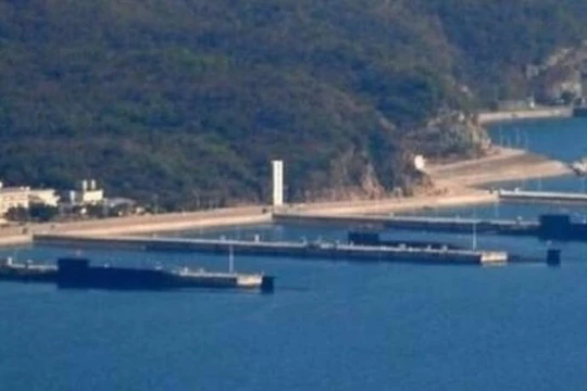 Tàu ngầm hạt nhân chiến lược Type 094A Hải quân Trung Quốc. Ảnh: Sina