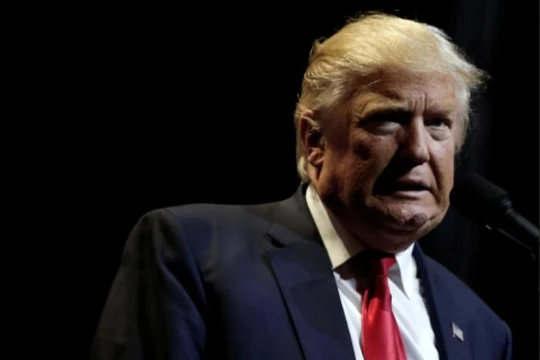 Tổng thống đắc cử Mỹ Donald Trump liệu có dám đánh thuế cao đối với hàng hóa Trung Quốc? Ảnh: Business Insider