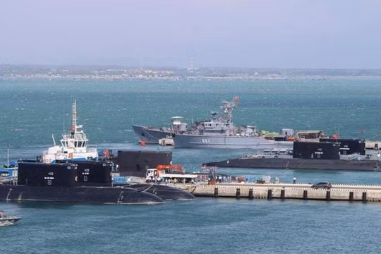 Tàu ngầm thông thường lớp Kilo của hải quân Việt Nam. Ảnh: Ifeng.