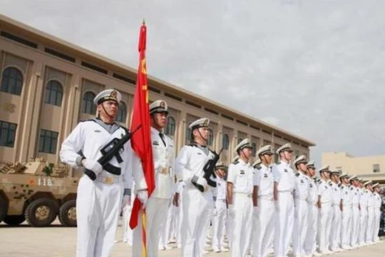 Ngày 1/8/2017, Trung Quốc bắt đầu sử dụng căn cứ hải quân đầu tiên ở nước ngoài tại Djibouti. Ảnh: Sina