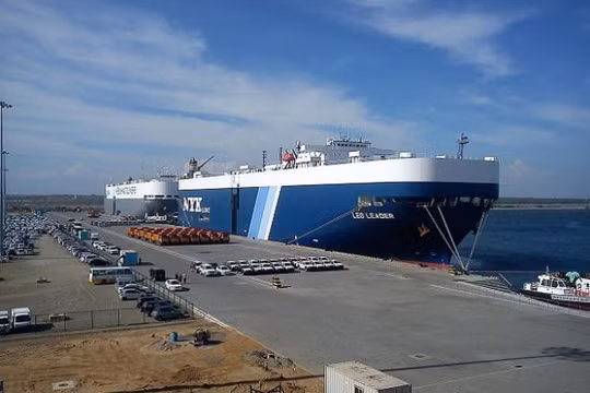 Cảng nước sâu Hambantotan của Sri Lanka, sẽ do Trung Quốc kiểm soát. Ảnh: Business Standard.