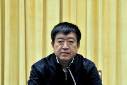 Phó Chủ tịch tỉnh Liêu Ninh ông Lưu Cường đã ngã ngựa. Ảnh: Chinaneast.