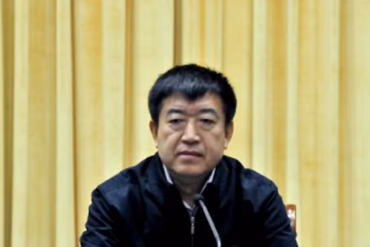 Phó Chủ tịch tỉnh Liêu Ninh ông Lưu Cường đã ngã ngựa. Ảnh: Chinaneast.