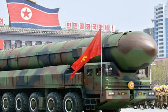 Tên lửa đạn đạo của Triều Tiên. Ảnh: FTchinese