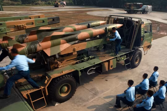 Tên lửa HQ-12 của quân đội Trung Quốc (PLA).