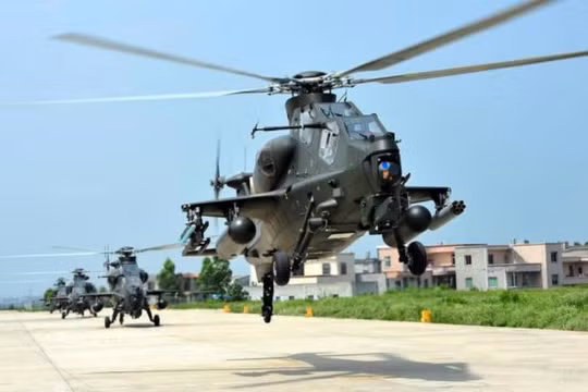 Máy bay trực thăng vũ trang Tập đoàn quân 1 Lục quân Trung Quốc. Ảnh: Guancha