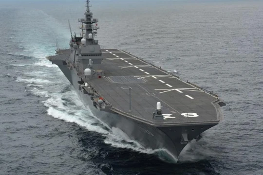 Tàu sân bay trực thăng Izumo của Lực lượng Phòng vệ Biển Nhật Bản (ảnh tư liệu)