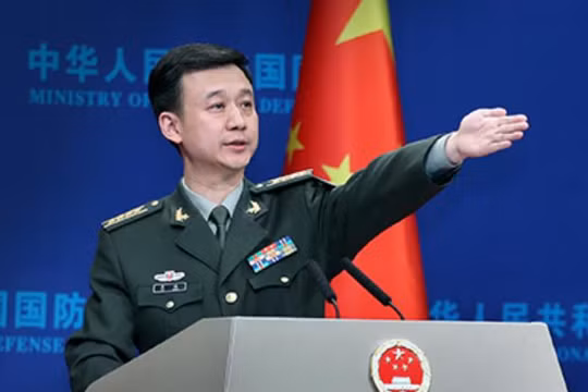 Đại tá Ngô Khiêm, phát ngôn viên Bộ Quốc phòng Trung Quốc. Ảnh: Chinanews