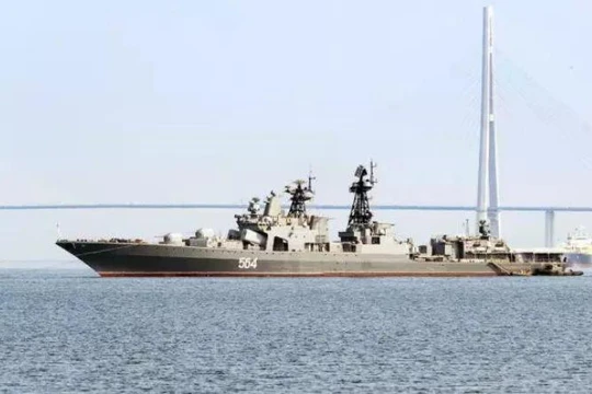 Tàu khu trục săn ngầm cỡ lớn Admiral Tributs lớp Udaloy Hạm đội Thái Bình Dương Nga. Ảnh: Báo Nhân Dân Trung Quốc.