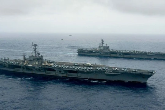 Hạm đội tàu sân bay Hải quân Mỹ trên Biển Đông. Ảnh: Sina