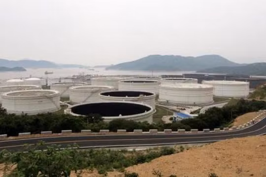 Cơ sở dự trữ dầu mỏ quốc gia Chu Sơn. Ảnh: Sina