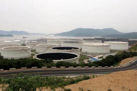 Cơ sở dự trữ dầu mỏ quốc gia Chu Sơn. Ảnh: Sina