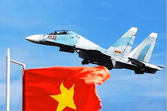 Máy bay chiến đấu Su-30 của không quân Việt Nam. Ảnh: Sina.