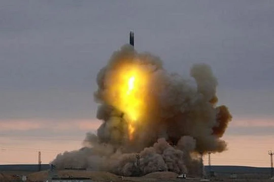 Nga phóng tên lửa đạn đạo xuyên lục địa RS-18. Ảnh: RT.com