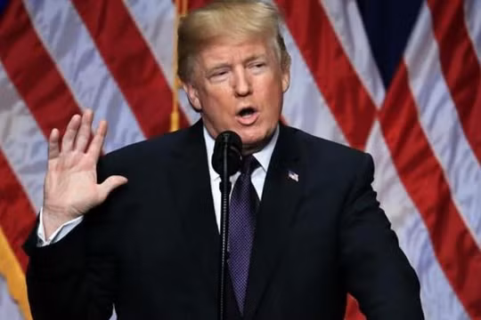 Ngày 18/12/2017, Tổng thống Mỹ Donald Trump công bố báo cáo chiến lược an ninh quốc gia mới. Ảnh: The Financial Express.