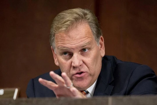 Ông Mike Rogers, cựu Chủ tịch Ủy ban Tình báo Hạ viện Mỹ. Ảnh: Nhật báo phố Wall
