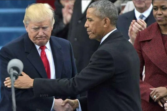Ông Donald Trump và ông Barack Obama trong ngày 20 tháng 1 năm 2017 - ngày nhậm chức Tổng thống Mỹ của ông Donald Trump. Ảnh: CNN