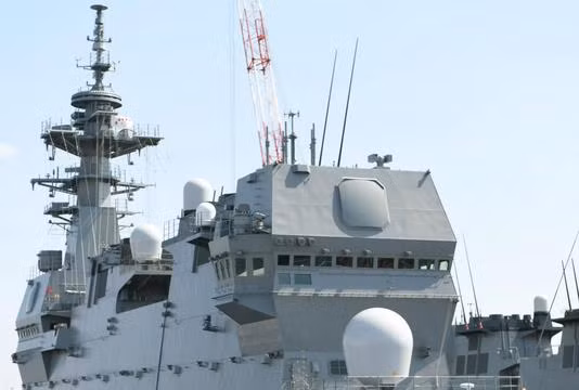 Ngày 22/3/2017, Lực lượng Phòng vệ Biển Nhật Bản biên chế tàu sân bay trực thăng Kaga lớp Izumo. Ảnh: Japan Times