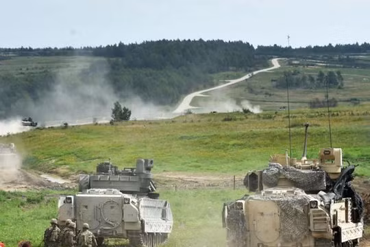 Lục quân Mỹ tiến hành huấn luyện ở Đức. Ảnh: Cankao.