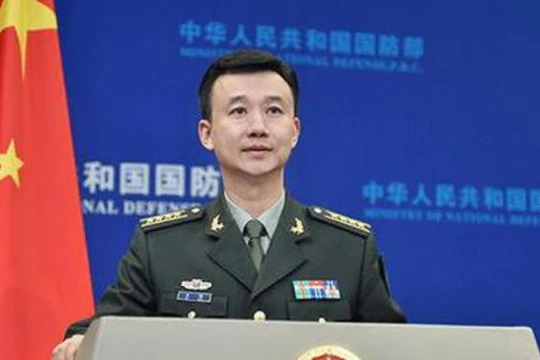 Đại tá Ngô Khiêm, phát ngôn viên Bộ Quốc phòng Trung Quốc. Ảnh: Sina