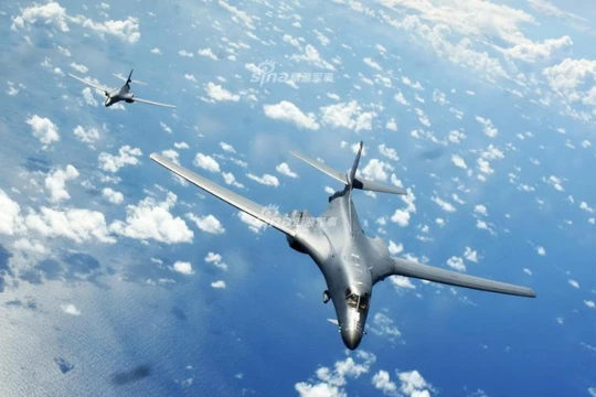 Máy bay ném bom chiến lược B-1B Lancer Mỹ. Ảnh: Sina