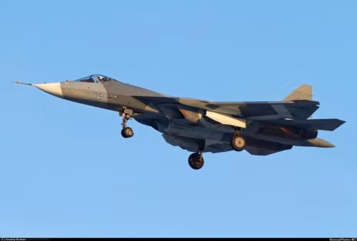 Máy bay chiến đấu tàng hình thế hệ thứ năm T-50 Nga (ảnh tư liệu)