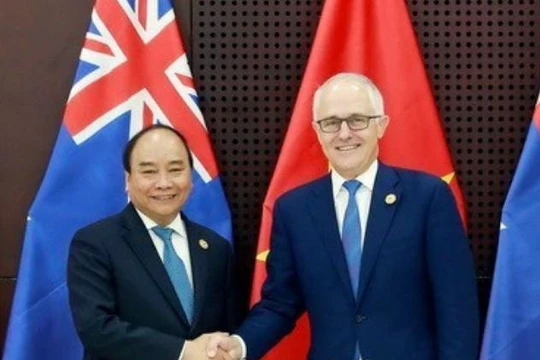 Thủ tướng Chính phủ Nguyễn Xuân Phúc và Thủ tướng Australia Malcolm Turnbull. Ảnh: Chinadaily.