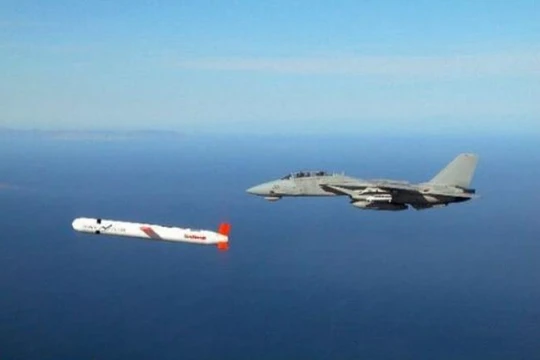 Hải quân Mỹ phóng tên lửa Tomahawk. Ảnh: Cankao