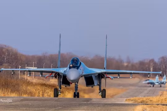 Máy bay chiến đấu Su-35 Nga. Ảnh: Sina Trung Quốc.