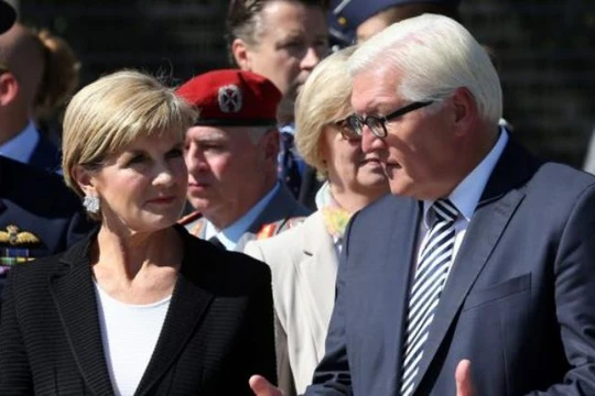 Ngoại trưởng Australia Julie Bishop kêu gọi EU ủng hộ ngăn chặn hành vi “cướp đất” của Trung Quốc ở Biển Đông. Ảnh: AP 