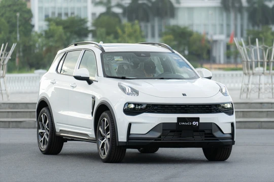 Lynk & Co 01 Hyper ra mắt giá 919 triệu đồng, đấu Hyundai Tucson và Ford Territory