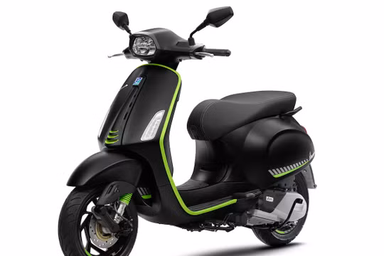 Vespa ra mắt Việt Nam phiên bản Sprint đắt nhất