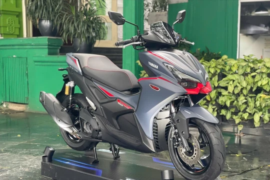 Yamaha tung NVX 2025 đối đầu Honda Air Blade 160 về công nghệ